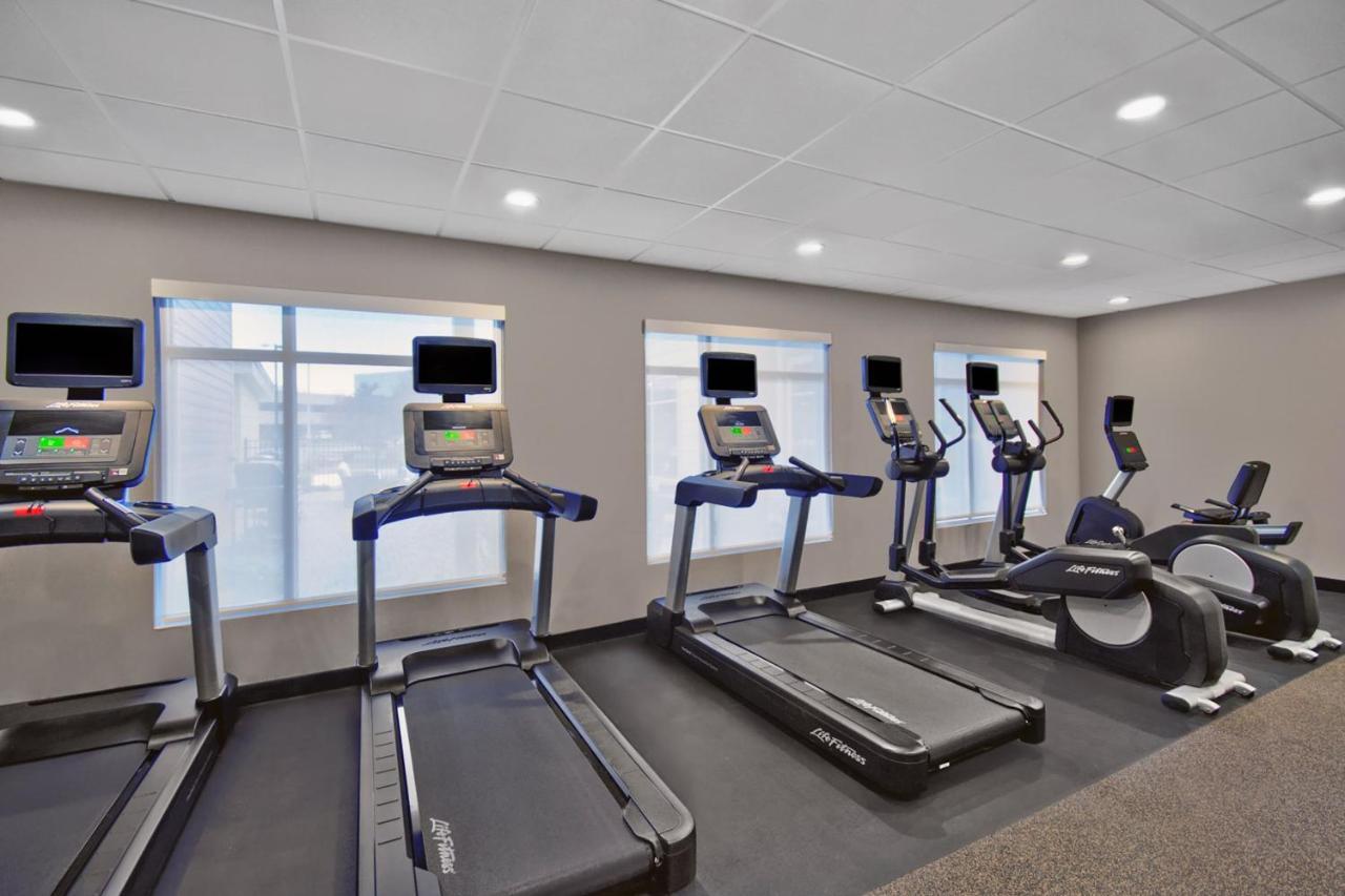 By Marriott Reading Hotel